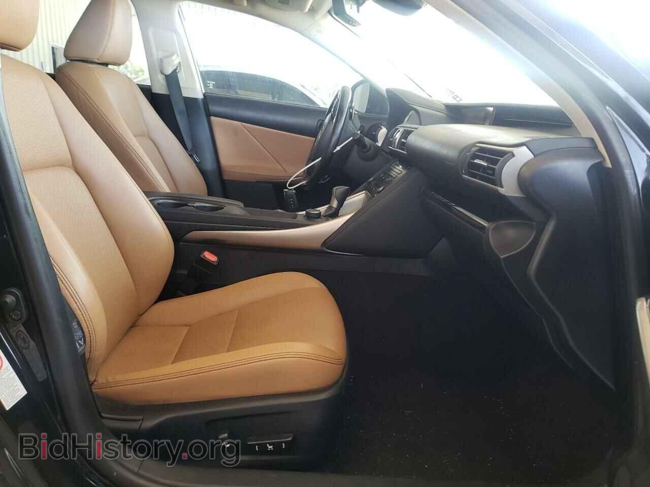 2017 LEXUS IS - VIN: JTHBA1D24H5050016 - Фото 5