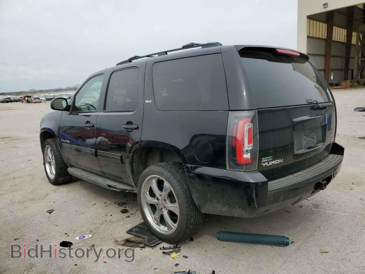 2009 GMC YUKON - VIN: 1GKFK33009R280856 - Photo 2