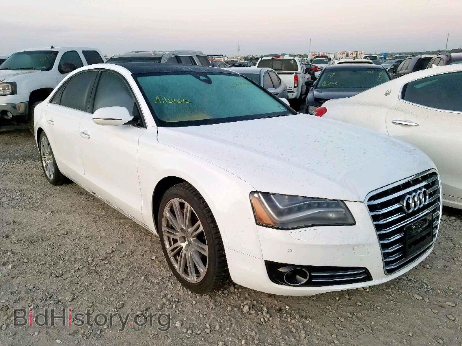 Photo WAURVAFD0BN021796 - AUDI A8 2011
