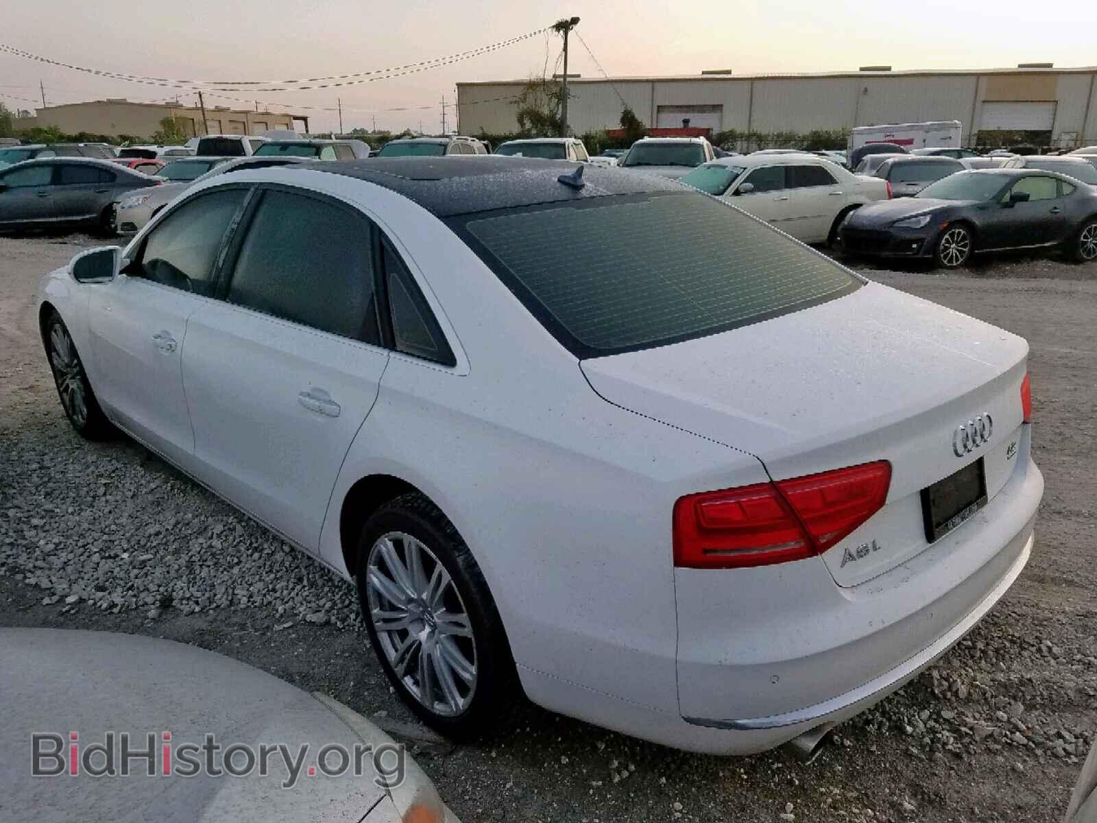 2011 AUDI A8 - VIN: WAURVAFD0BN021796 - Фото 3