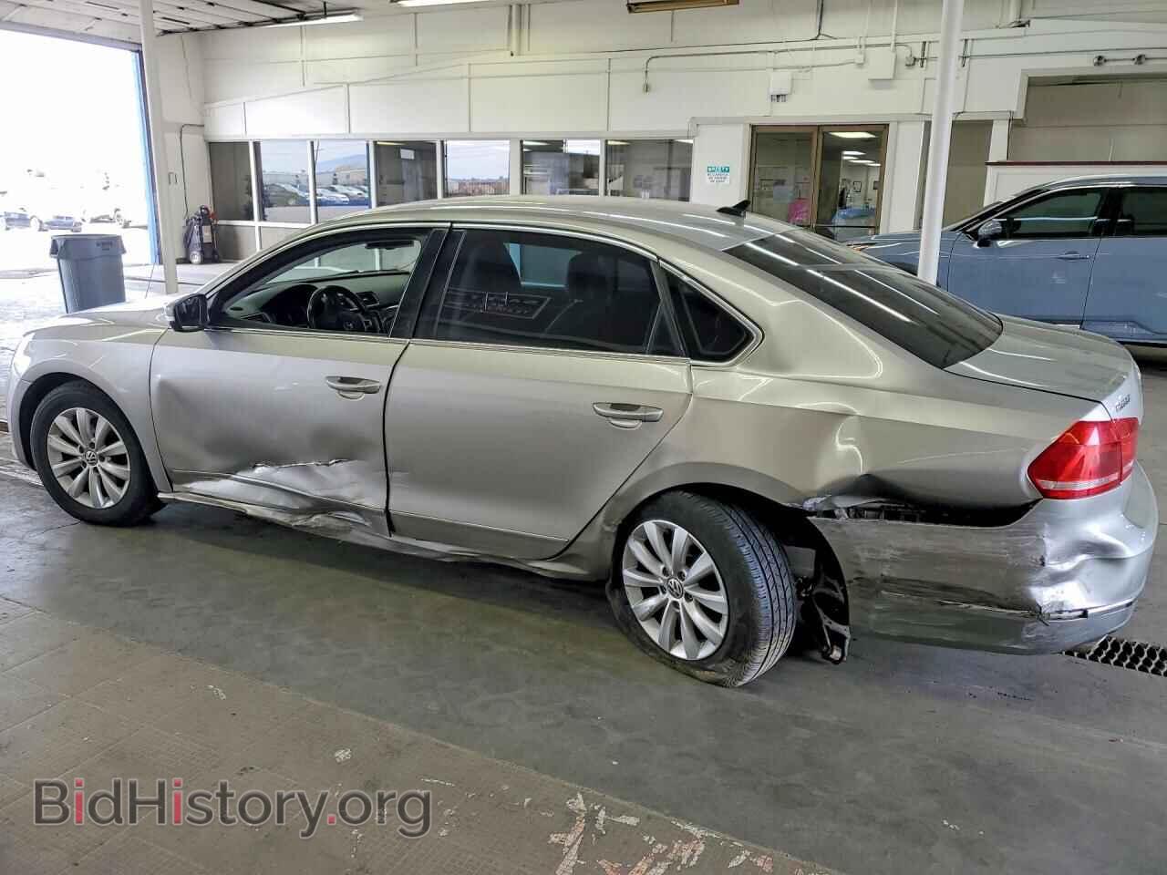 2013 VOLKSWAGEN PASSAT - VIN: 1VWCN7A34DC074300 - Фото 2