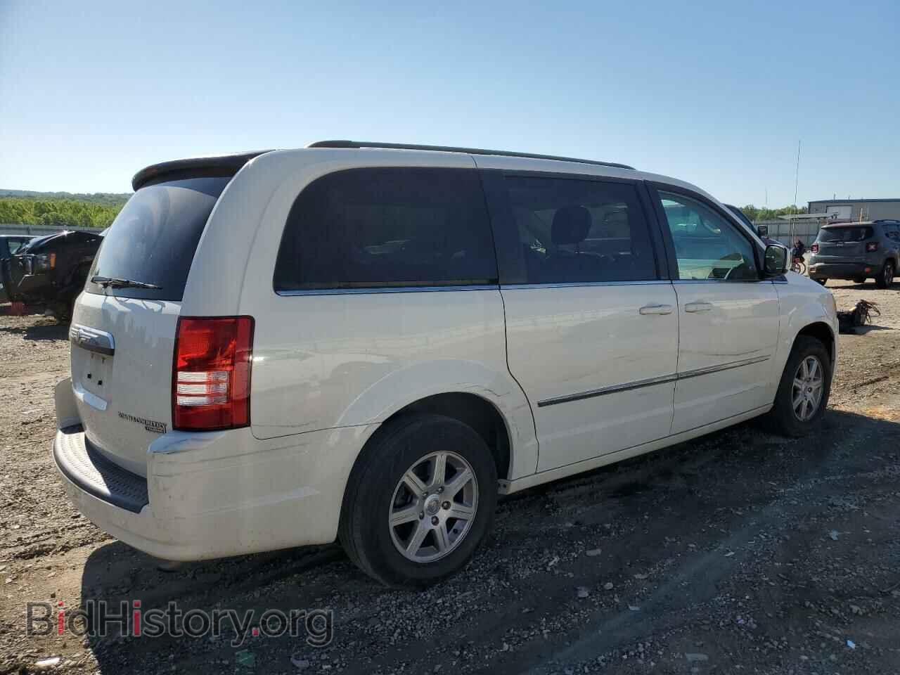 2010 CHRYSLER MINIVAN - VIN: 2A4RR5D16AR266153 - Фото 3