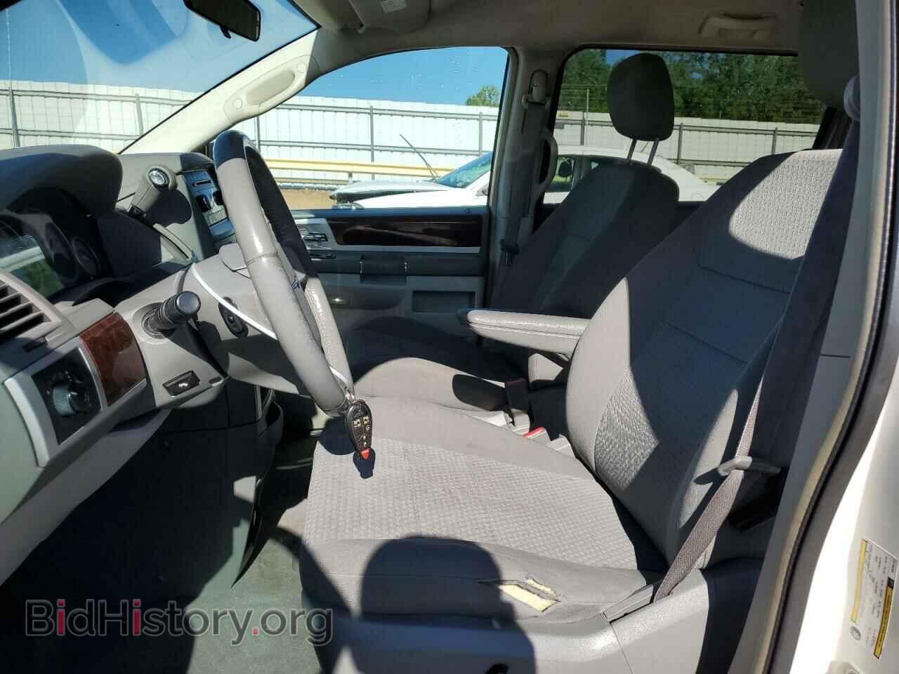 2010 CHRYSLER MINIVAN - VIN: 2A4RR5D16AR266153 - Фото 7