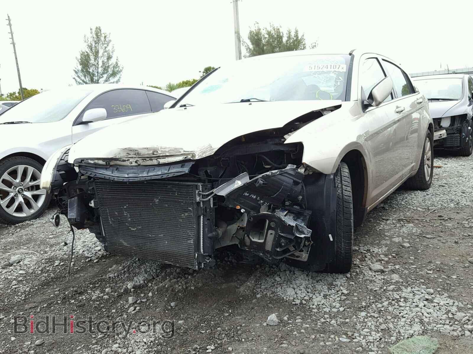 2014 CHRYSLER 200 - VIN: 1C3CCBBB4EN184954 - Фото 2