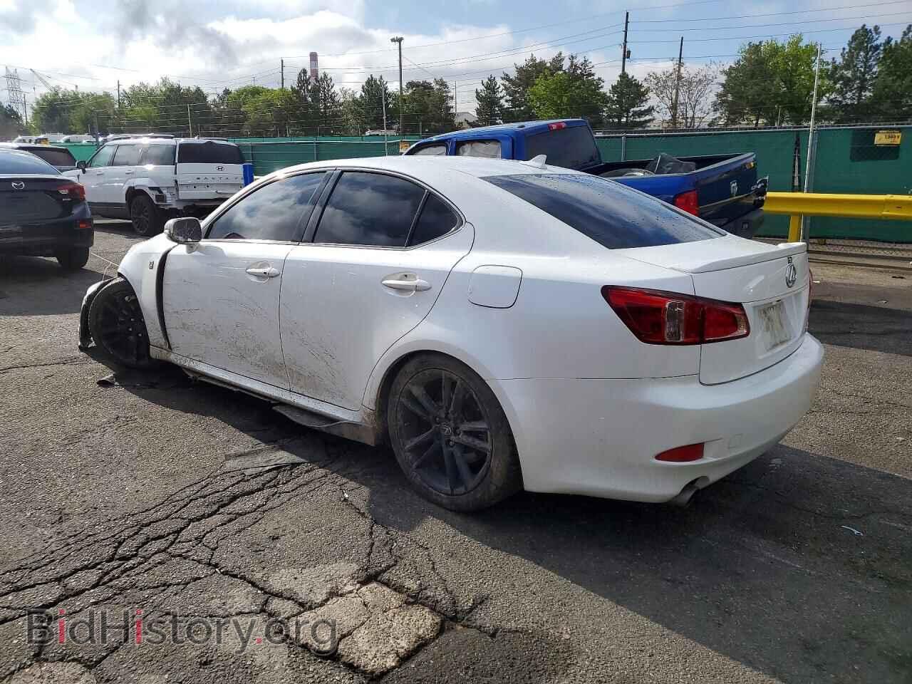 2011 LEXUS IS - VIN: JTHBF5C22B2101001 - Photo 2