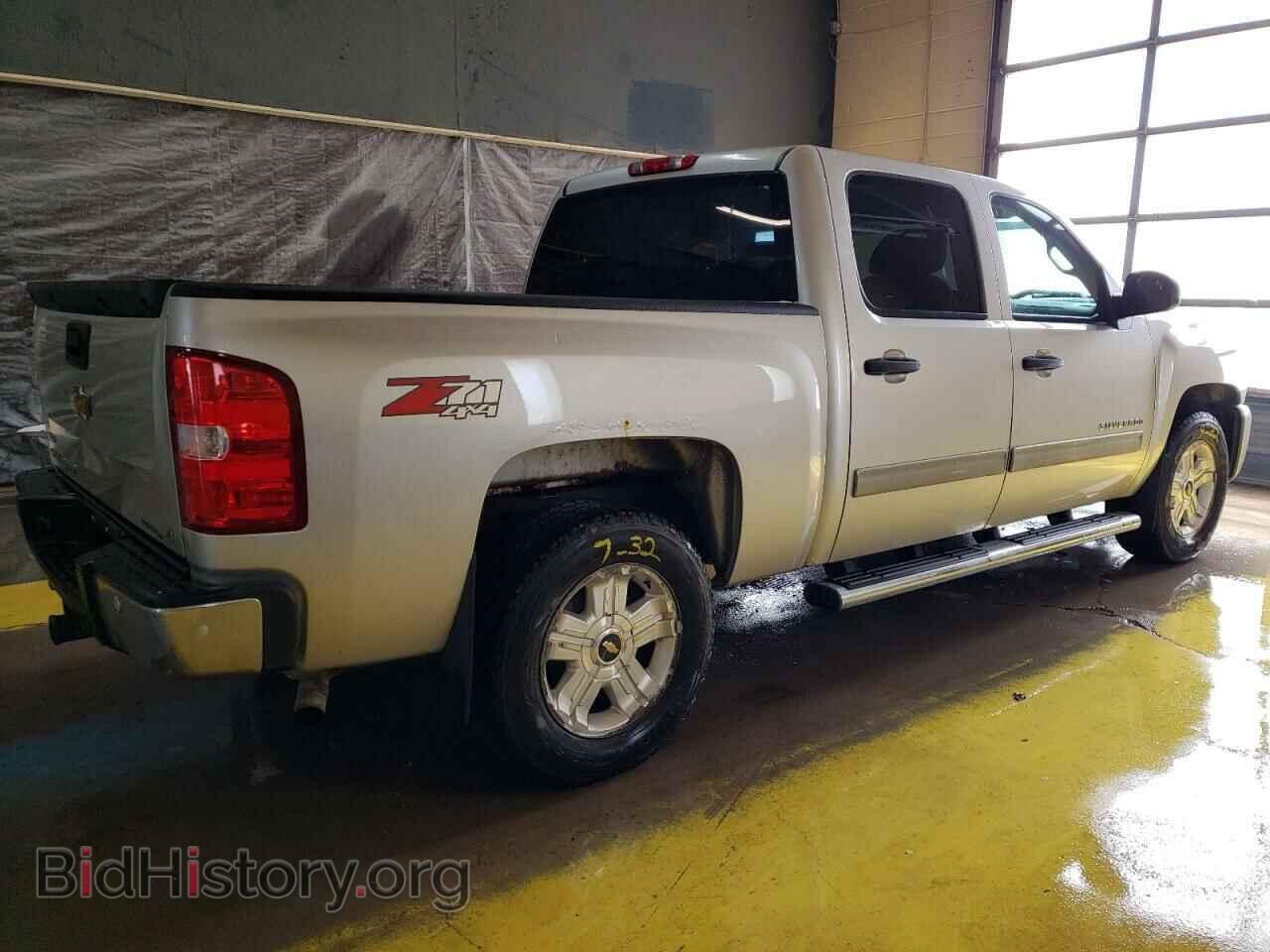 2011 CHEVROLET ALL Models - VIN: 3GCPKSE34BG295366 - Фото 3