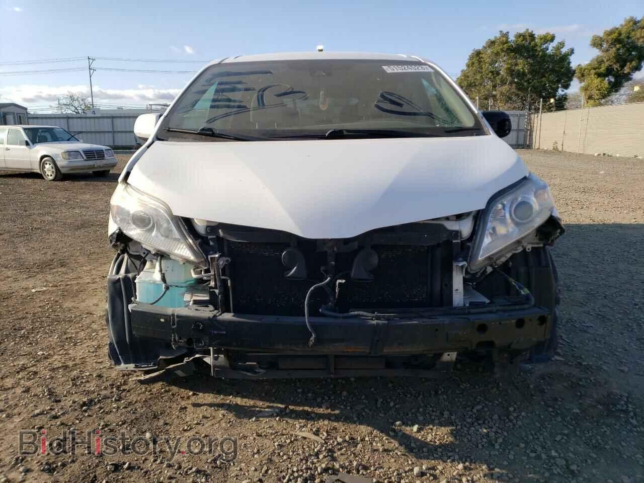 2018 TOYOTA All Models - VIN: 5TDKZ3DC2JS928282 - Фото 5