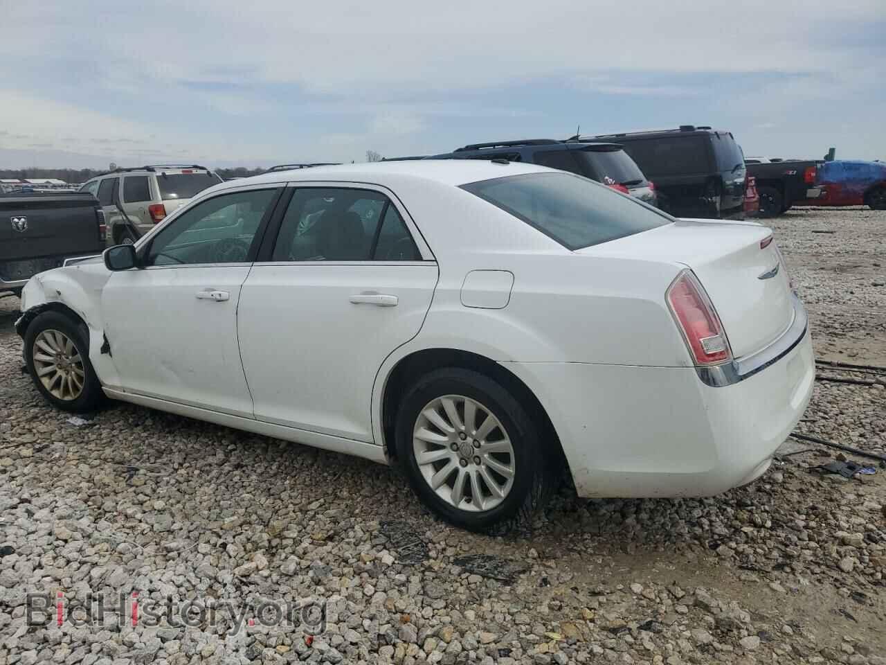 2014 CHRYSLER 300 - VIN: 2C3CCAAG6EH160123 - Фото 2