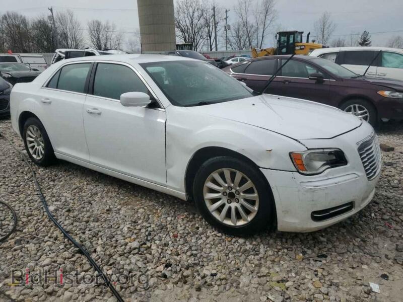 2014 Chrysler 300 (VIN 2C3CCAAG6EH160123) — photo 4 of 14