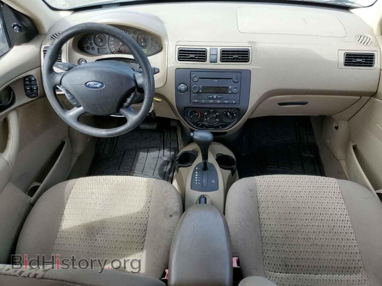 2007 FORD FOCUS - VIN: 1FAHP34N87W330987 - Фото 8