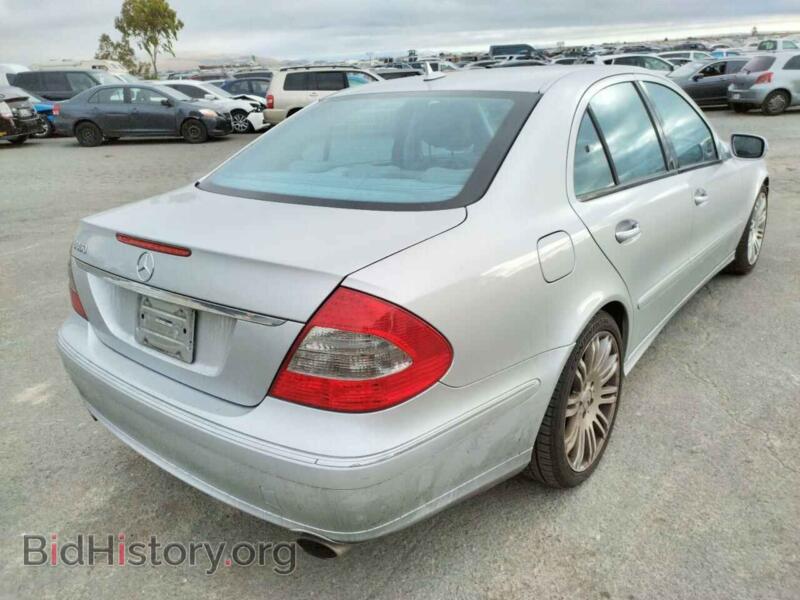 2007 Mercedes-Benz E-CLASS (VIN WDBUF56X77B036489) — фото 4 из 10