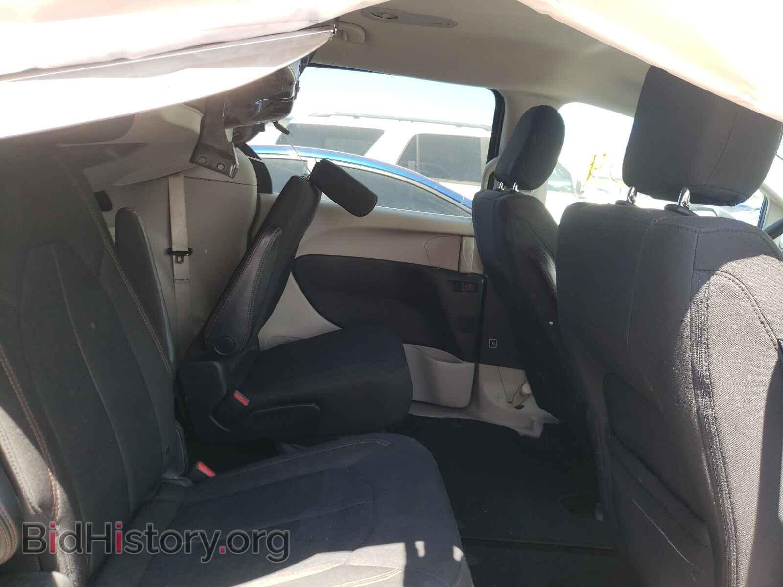 2018 CHRYSLER PACIFICA - VIN: 2C4RC1DG1JR148645 - Фото 6