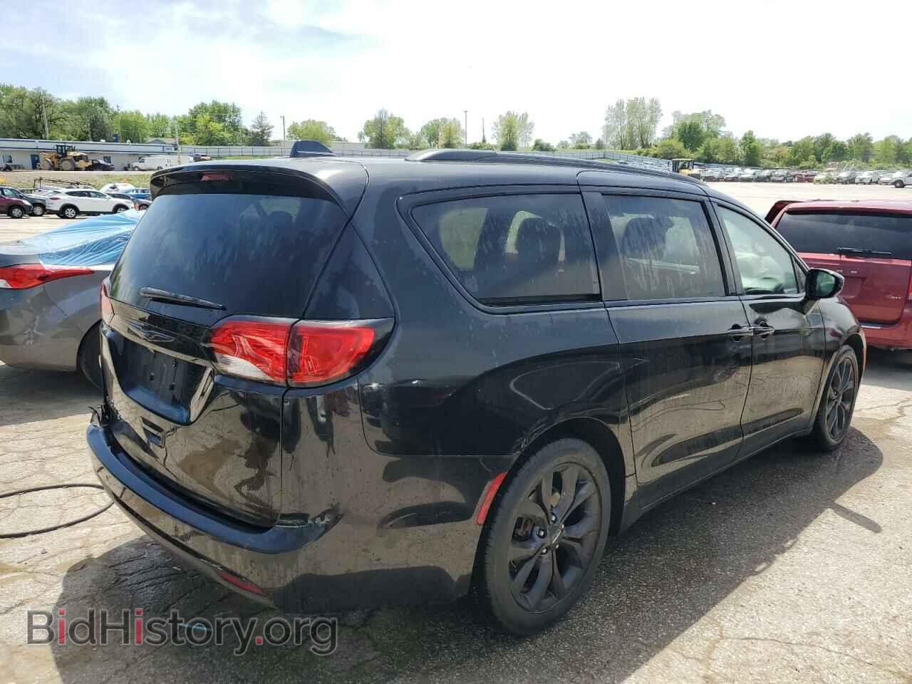 2019 CHRYSLER PACIFICA - VIN: 2C4RC1FG6KR532161 - Фото 3