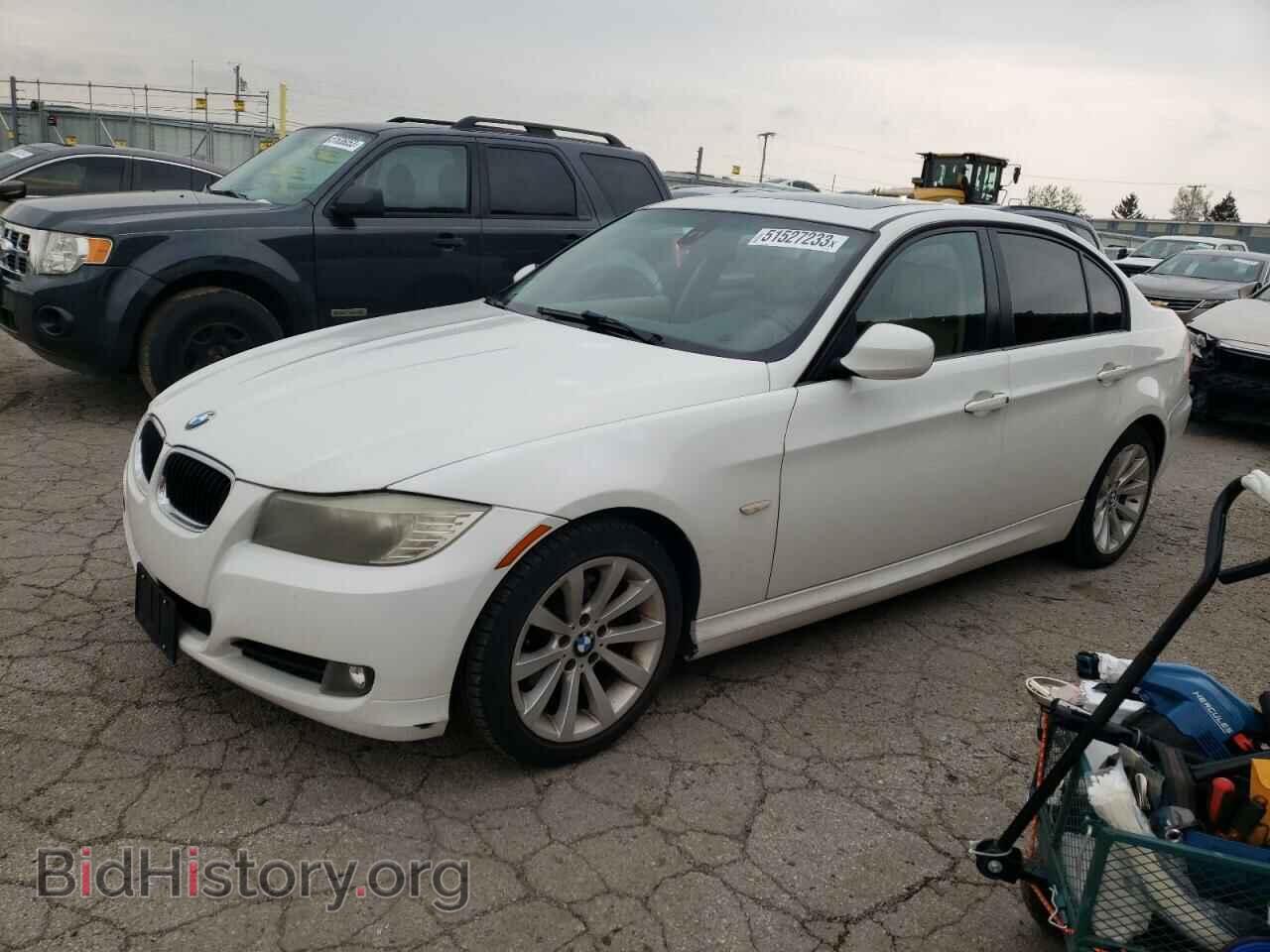 Photo WBAPH7C5XBE461572 - BMW 3 SERIES 2011