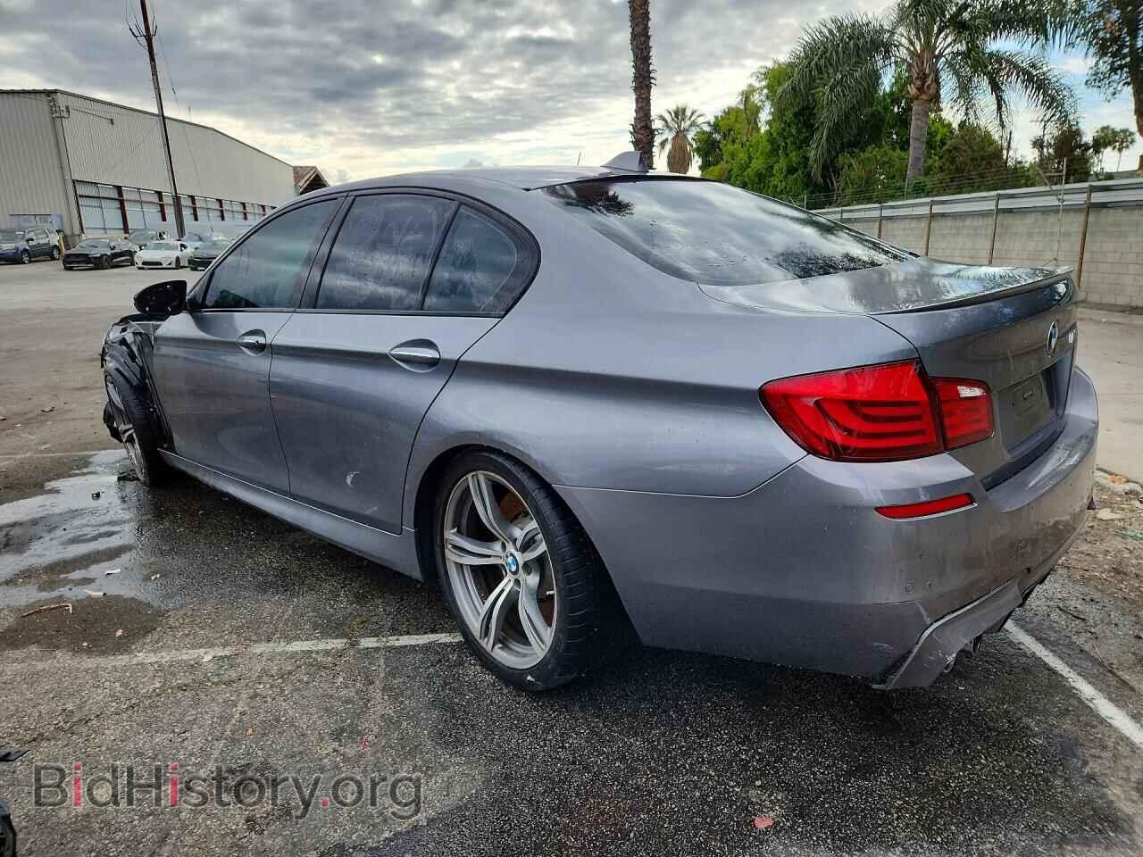 2013 BMW M5 - VIN: WBSFV9C52DC773377 - Photo 2