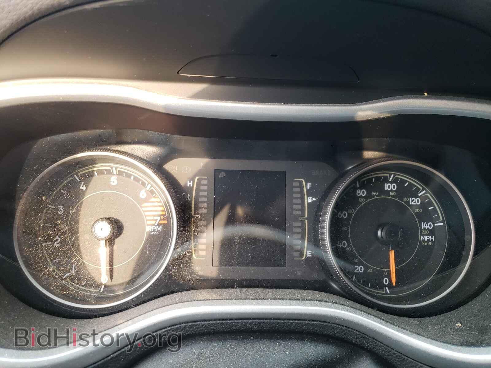 2018 JEEP CHEROKEE - VIN: 1C4PJLLB6JD533863 - Фото 8