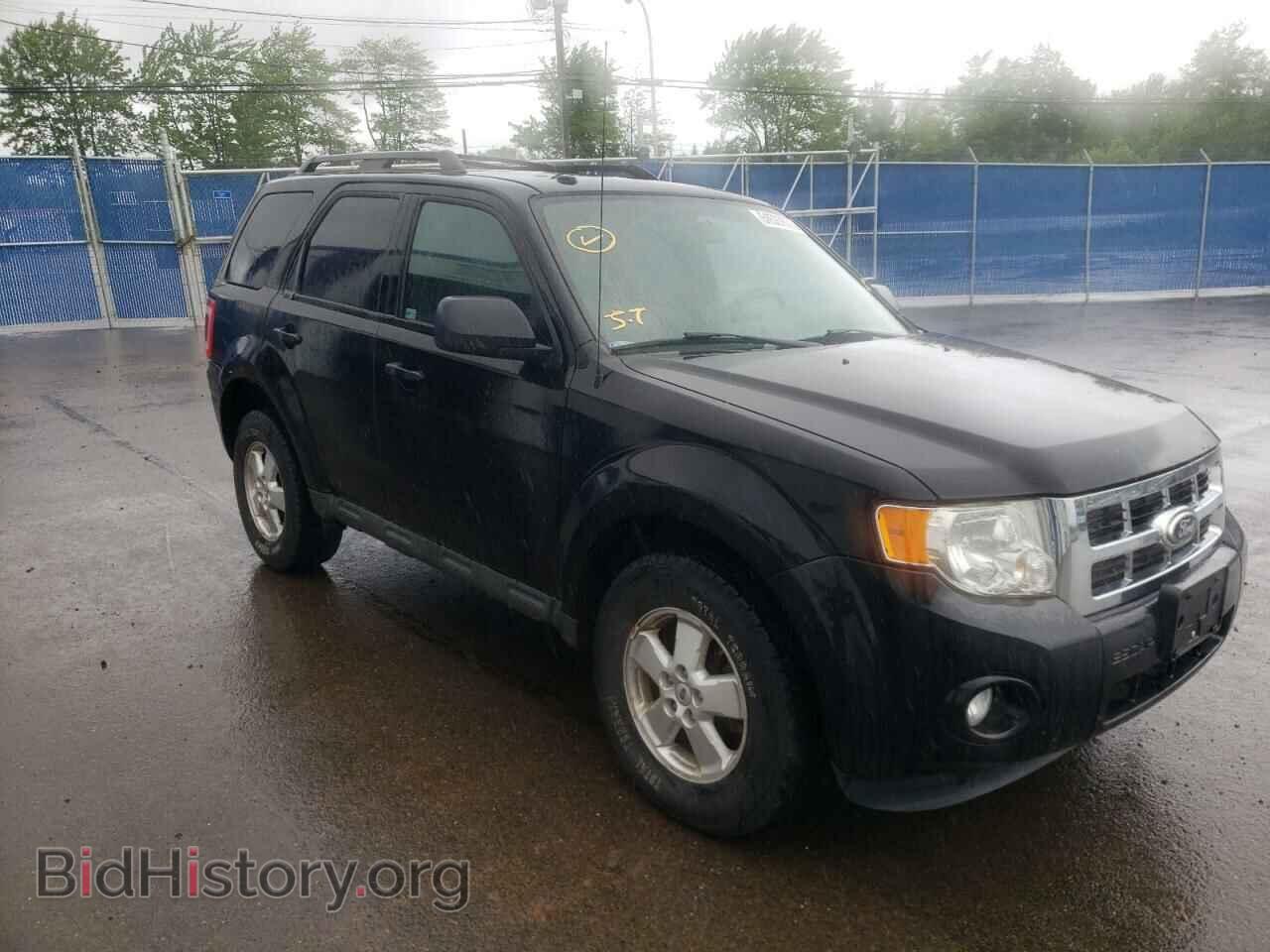 Фотография 1FMCU0D79BKA70589 - FORD ESCAPE 2011