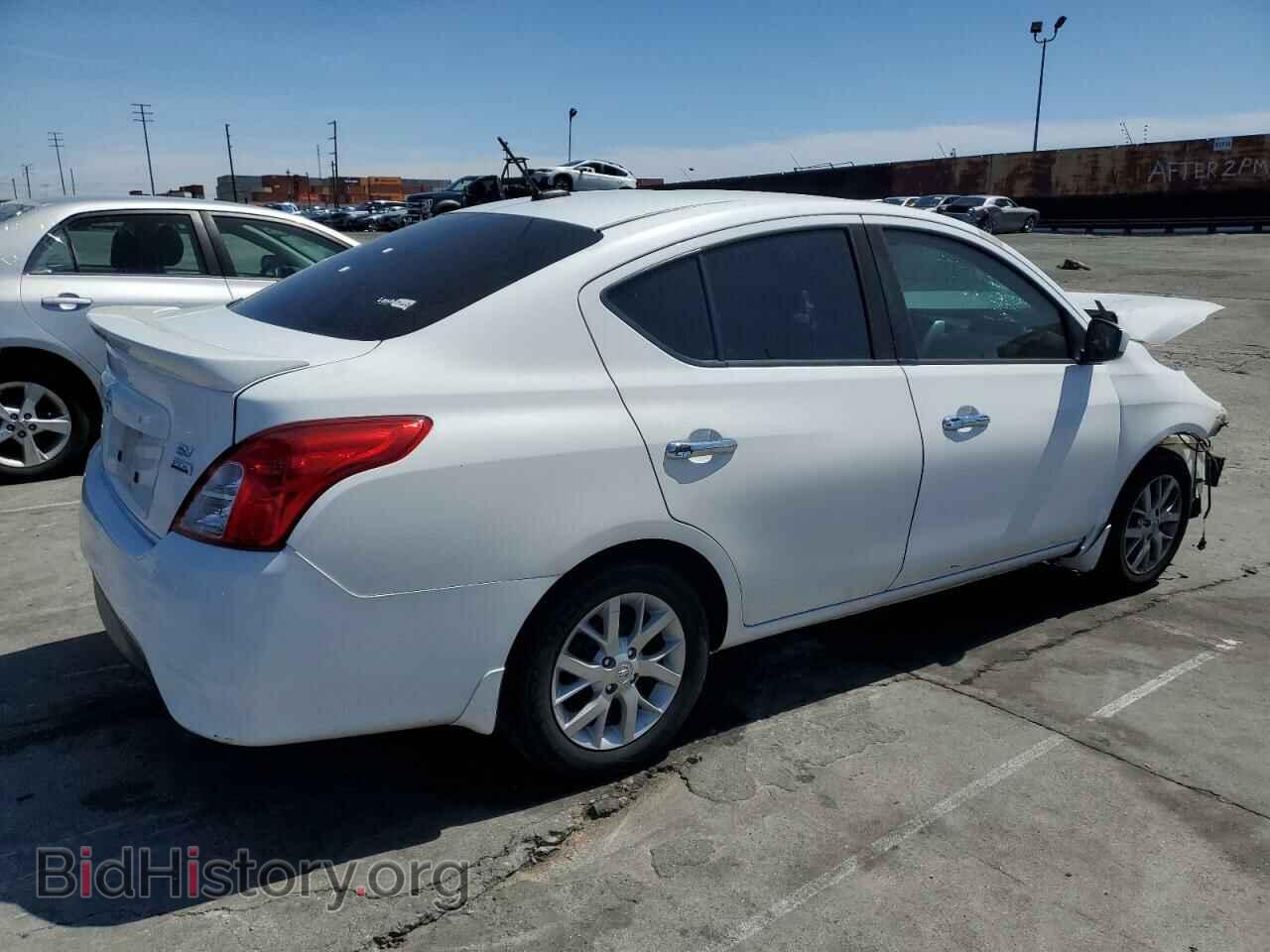 2017 NISSAN VERSA - VIN: 3N1CN7AP1HL849137 - Фото 3
