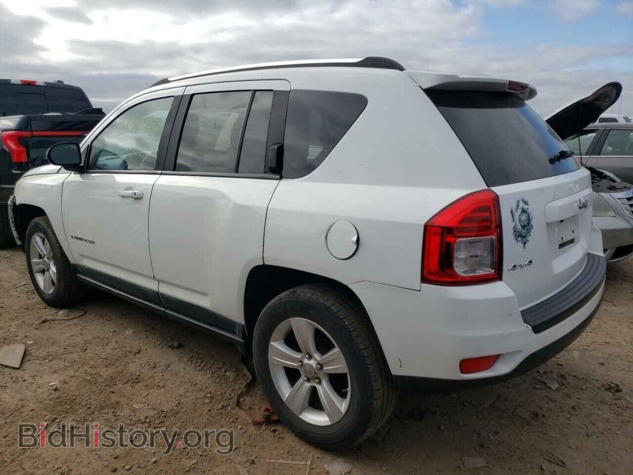 2011 JEEP COMPASS - VIN: 1J4NF1FB7BD282825 - Фото 2