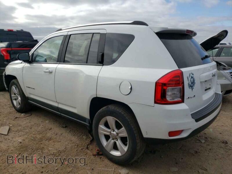 2011 Jeep COMPASS (VIN 1J4NF1FB7BD282825) — фото 2 из 12