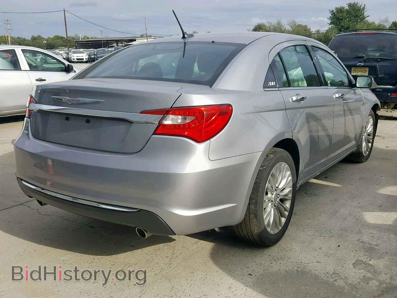 2013 CHRYSLER 200 - VIN: 1C3CCBCG1DN745538 - Фото 4