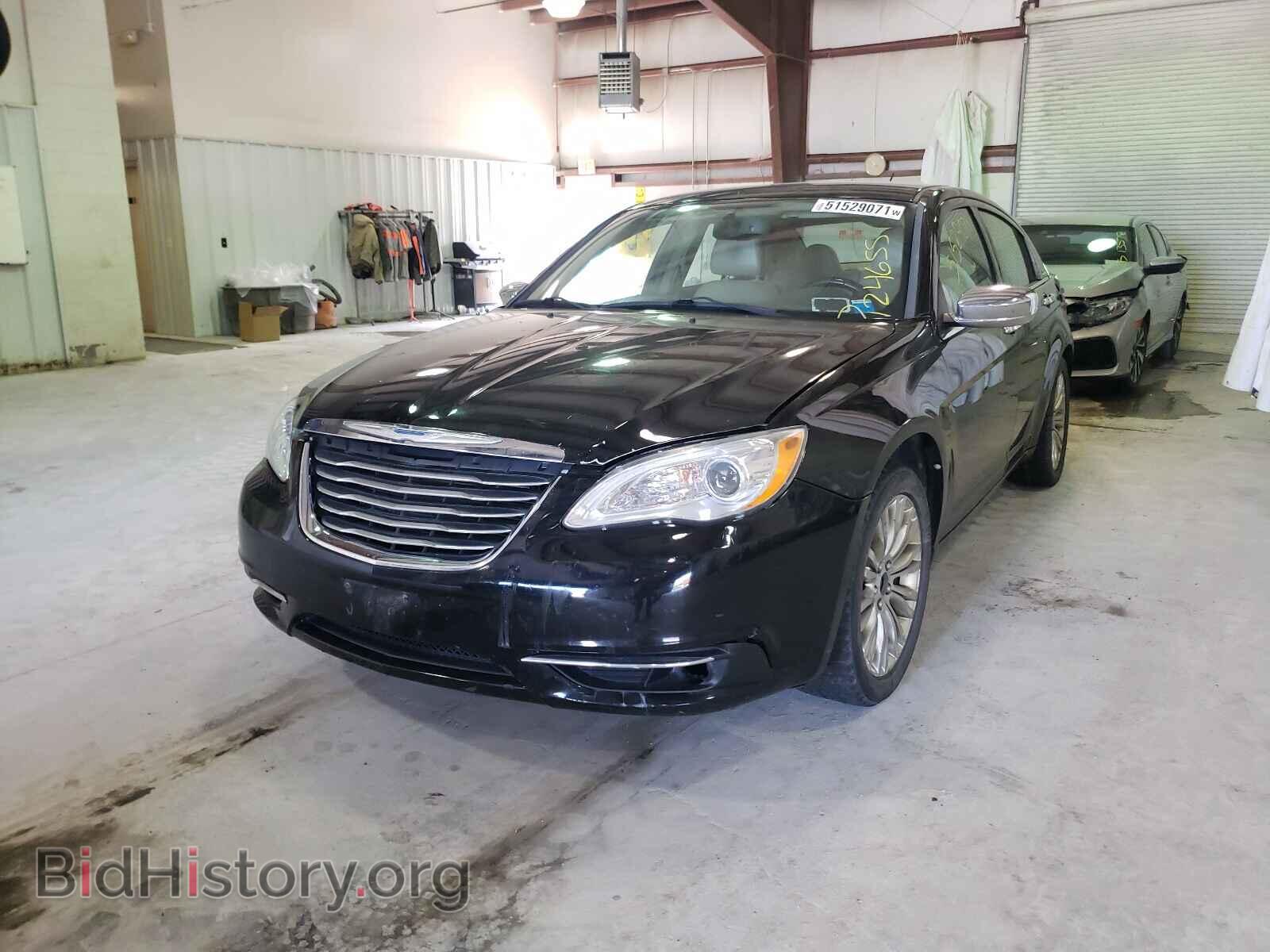 2011 CHRYSLER 200 - VIN: 1C3BC2FB7BN580054 - Фото 2