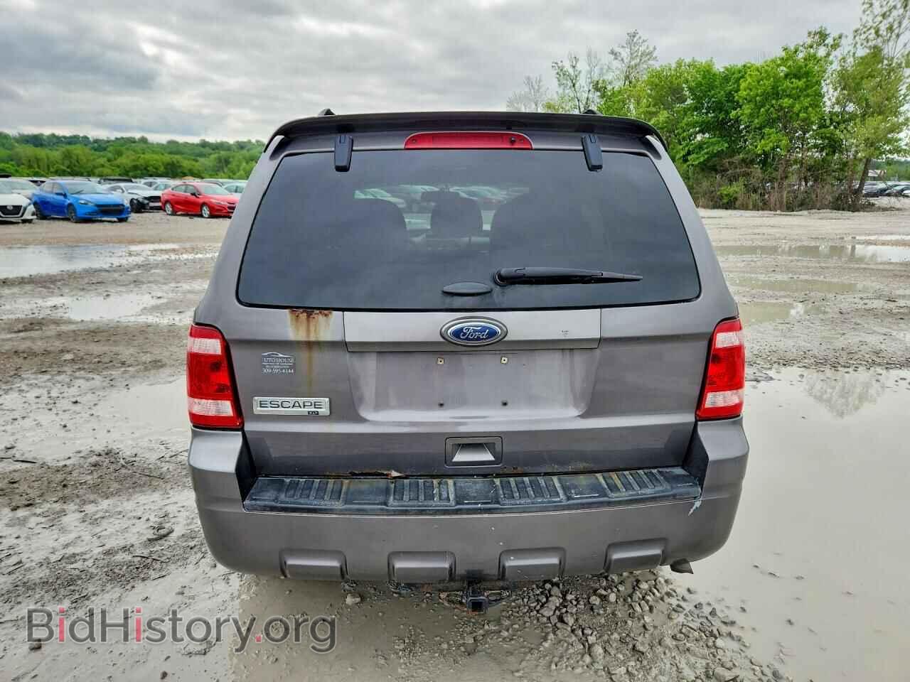 2011 FORD ESCAPE - VIN: 1FMCU0D71BKB20837 - Photo 6