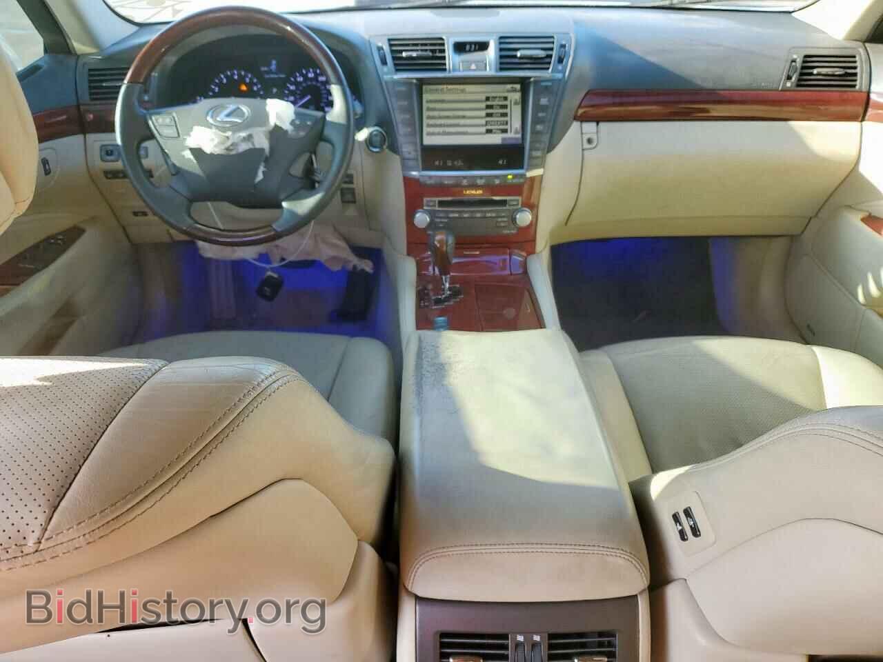 2011 LEXUS LS460 - VIN: JTHBL5EF1B5102521 - Фото 8