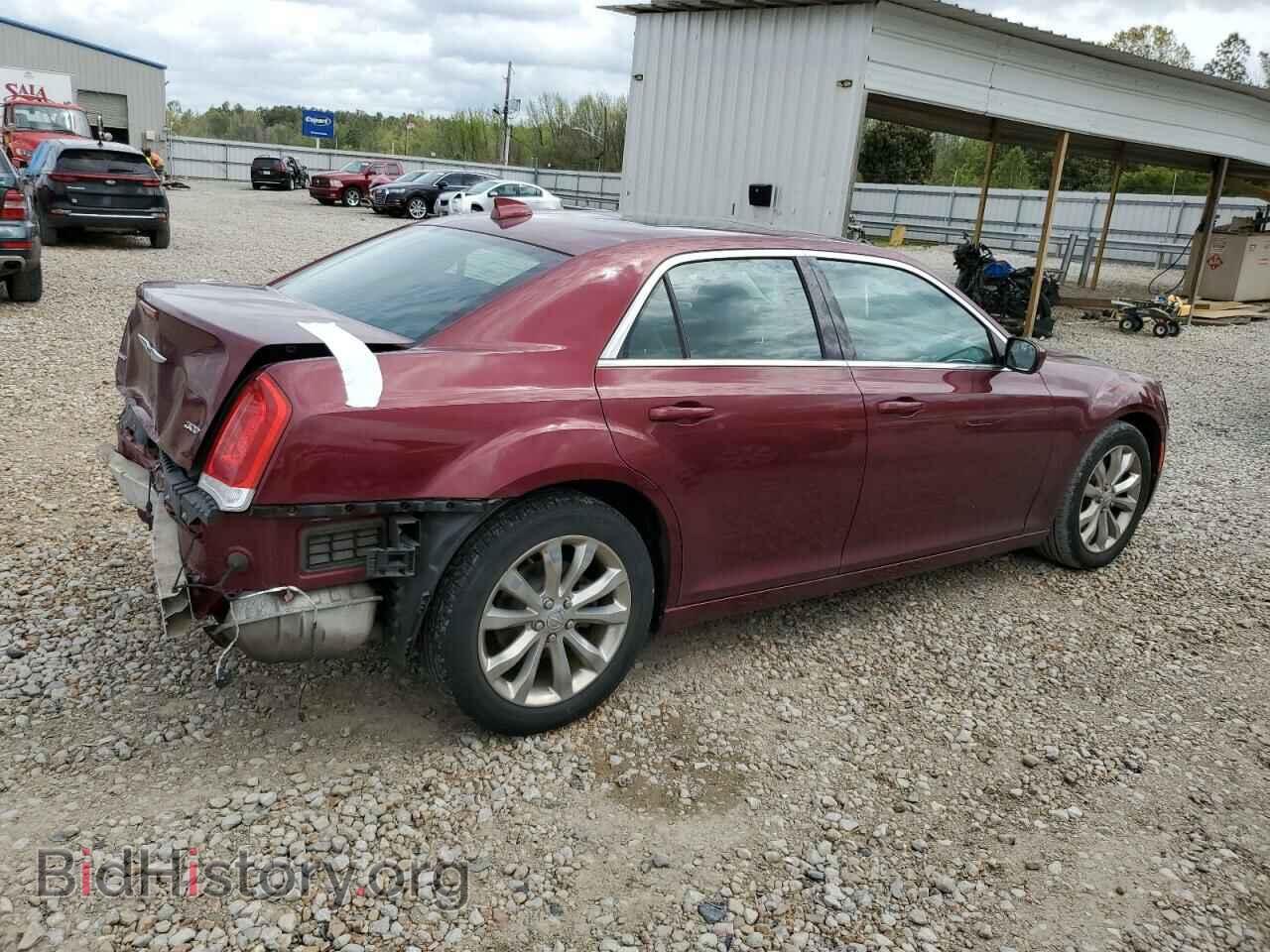 2017 CHRYSLER 300 - VIN: 2C3CCARG5HH540322 - Фото 3