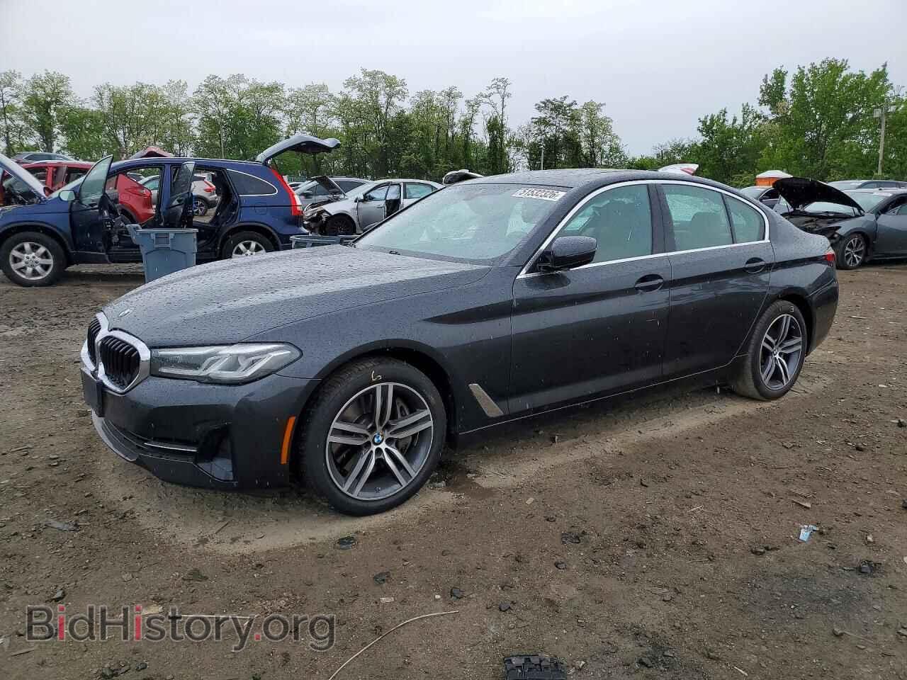 Photo WBA73BJ03MCF98797 - BMW 5 SERIES 2021