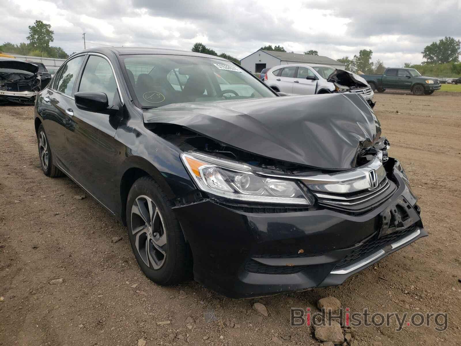 Photo 1HGCR2F30HA257943 - HONDA ACCORD 2017