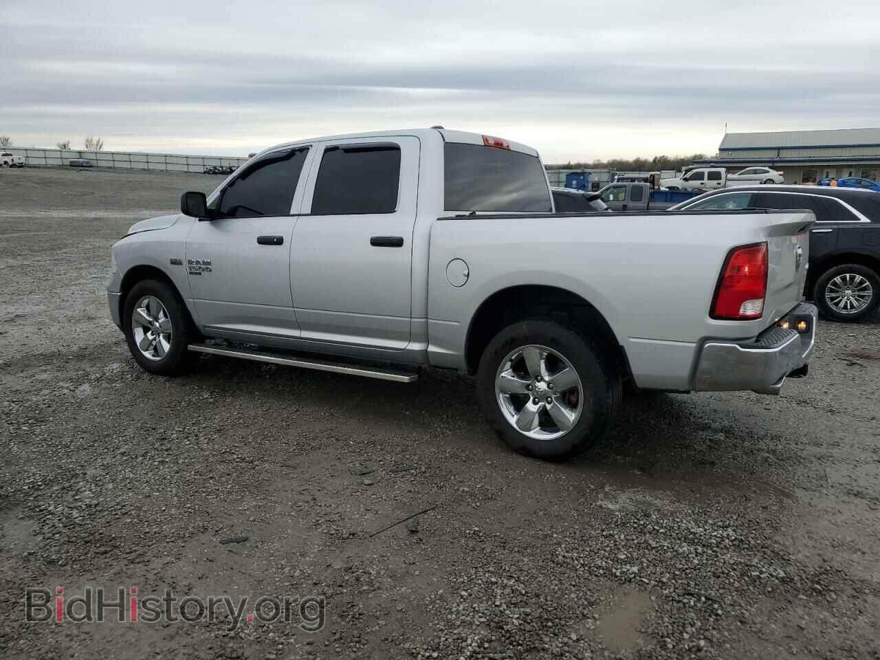 2019 RAM 1500 - VIN: 1C6RR7KT1KS531946 - Фото 2