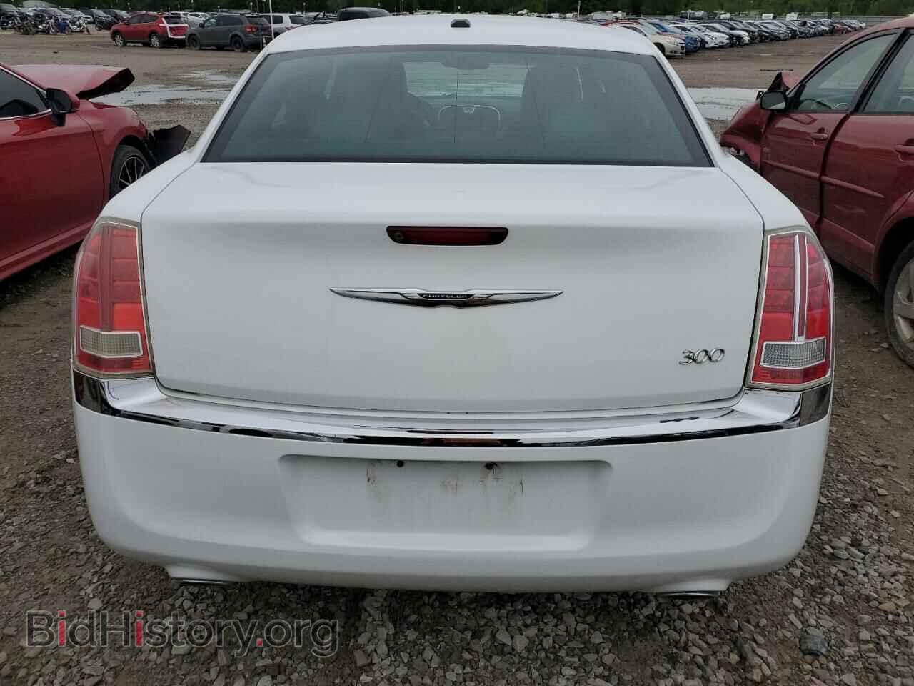 2013 CHRYSLER 300 - VIN: 2C3CCAAG2DH588222 - Фото 6