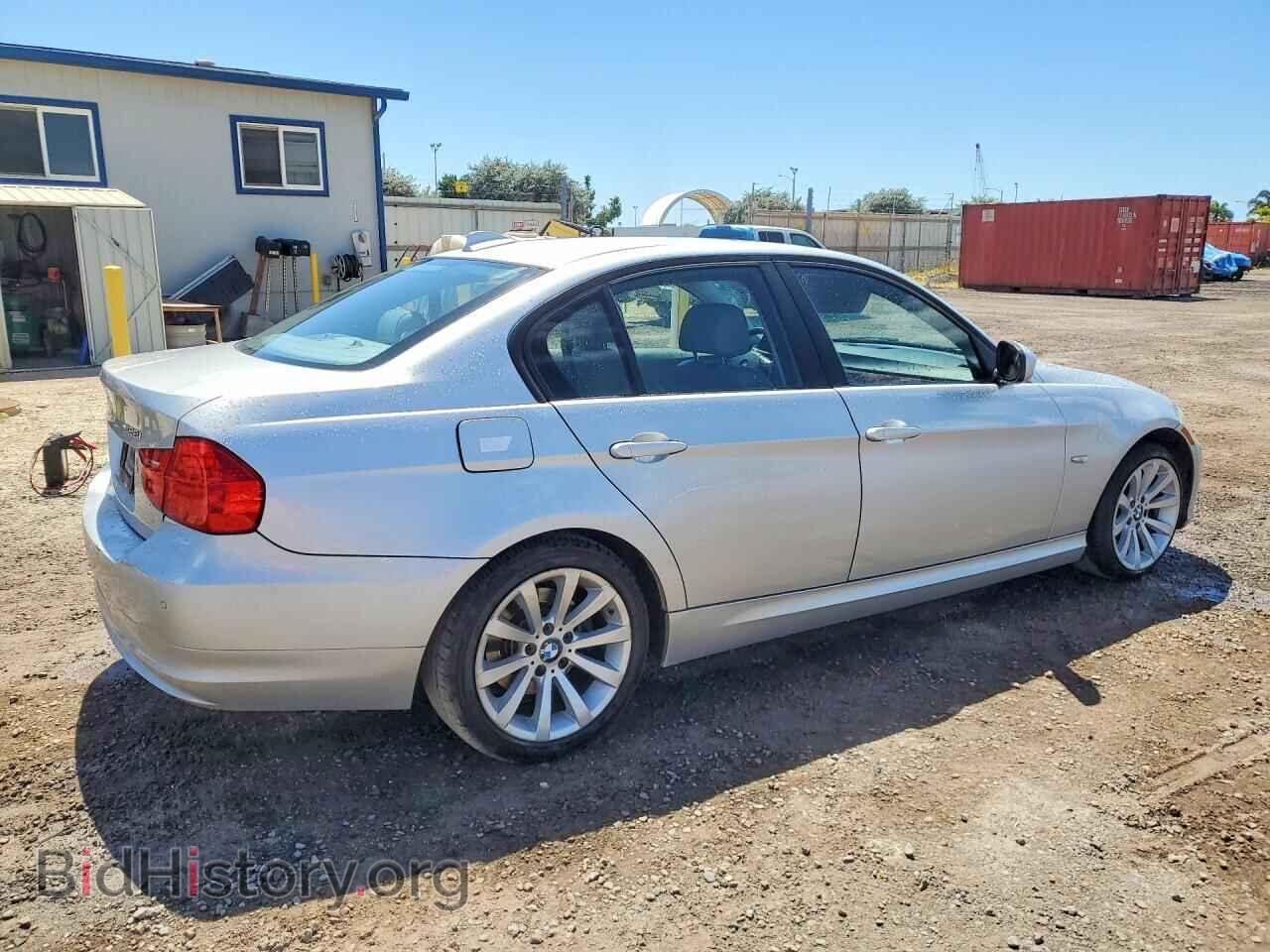 2011 BMW 3 SERIES - VIN: WBAPH7C51BE852223 - Фото 3