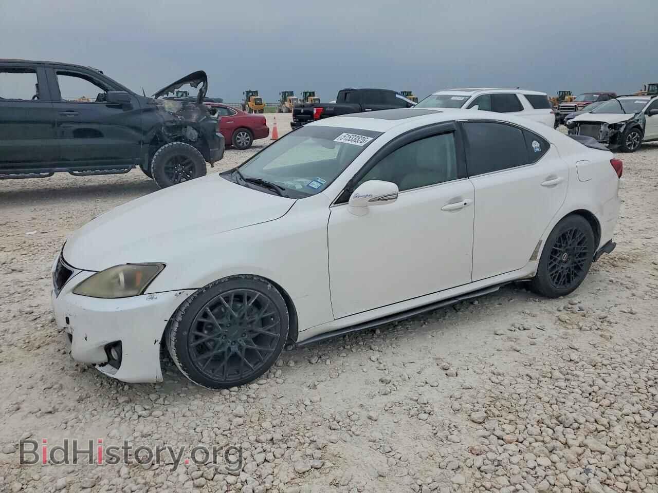 Photo JTHBF5C24B5135083 - LEXUS IS 2011