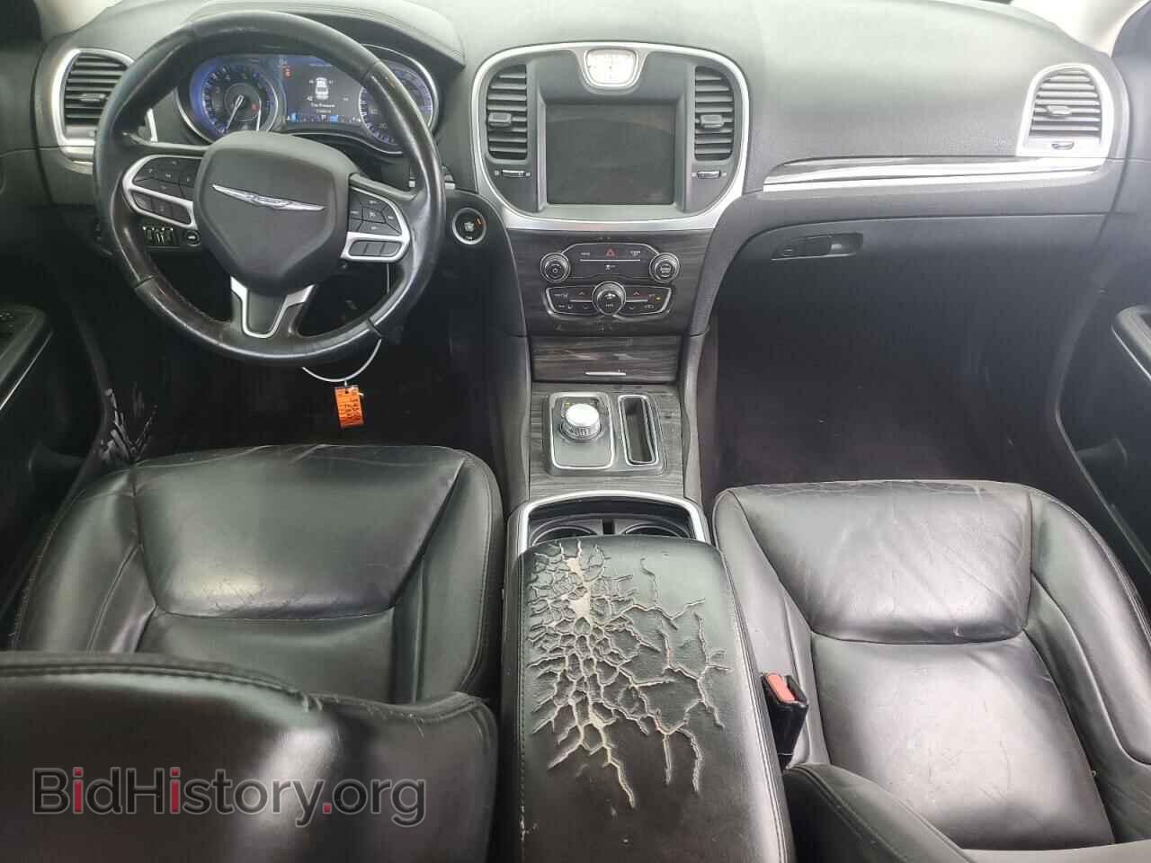 2018 CHRYSLER 300 - VIN: 2C3CCAAG8JH223913 - Фото 8