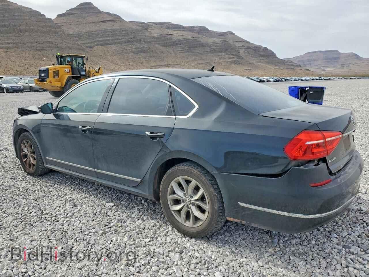 2016 VOLKSWAGEN PASSAT - VIN: 1VWAT7A38GC054410 - Фото 2