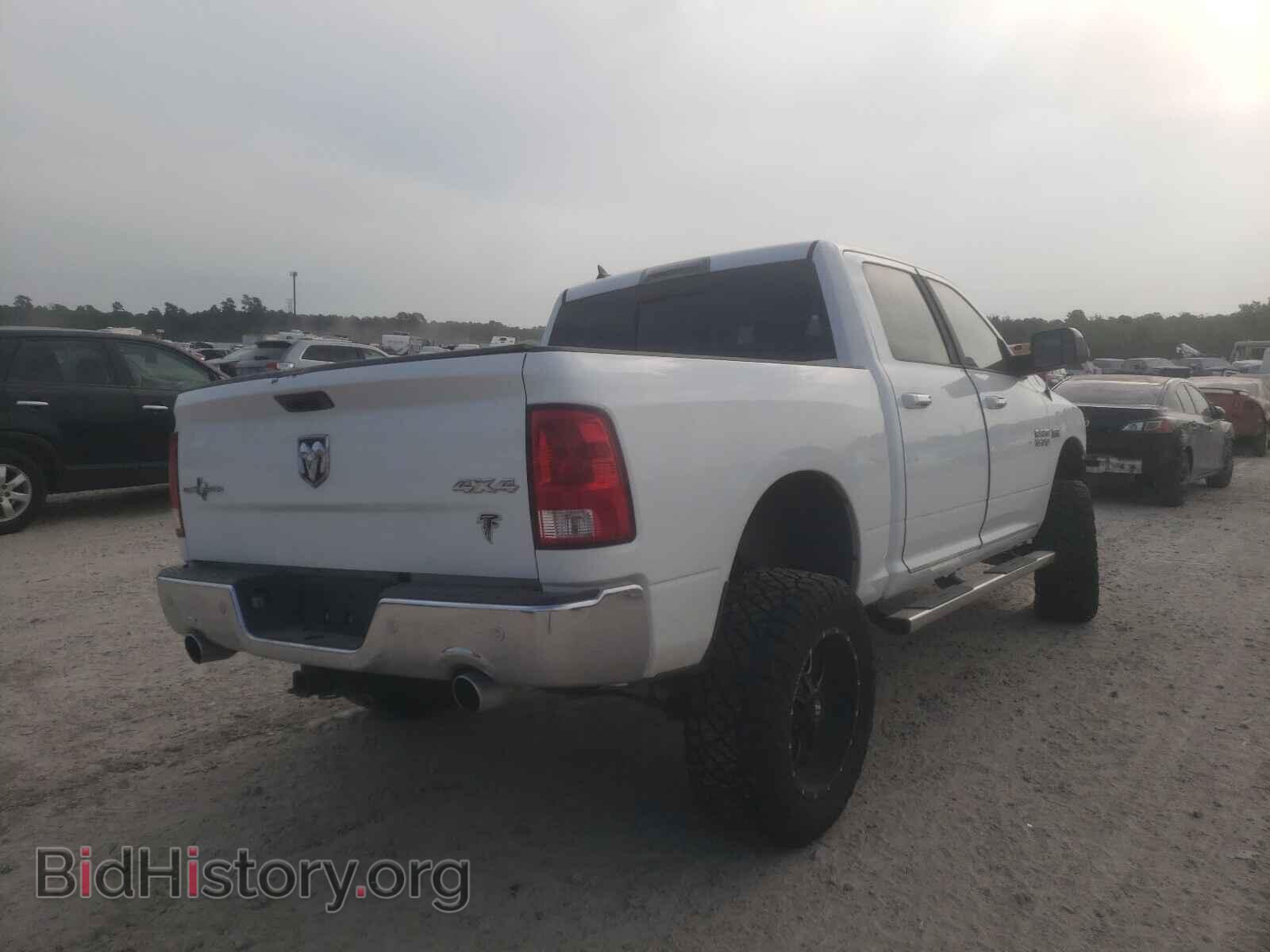 2017 RAM 1500 - VIN: 1C6RR7LT3HS523340 - Photo 4