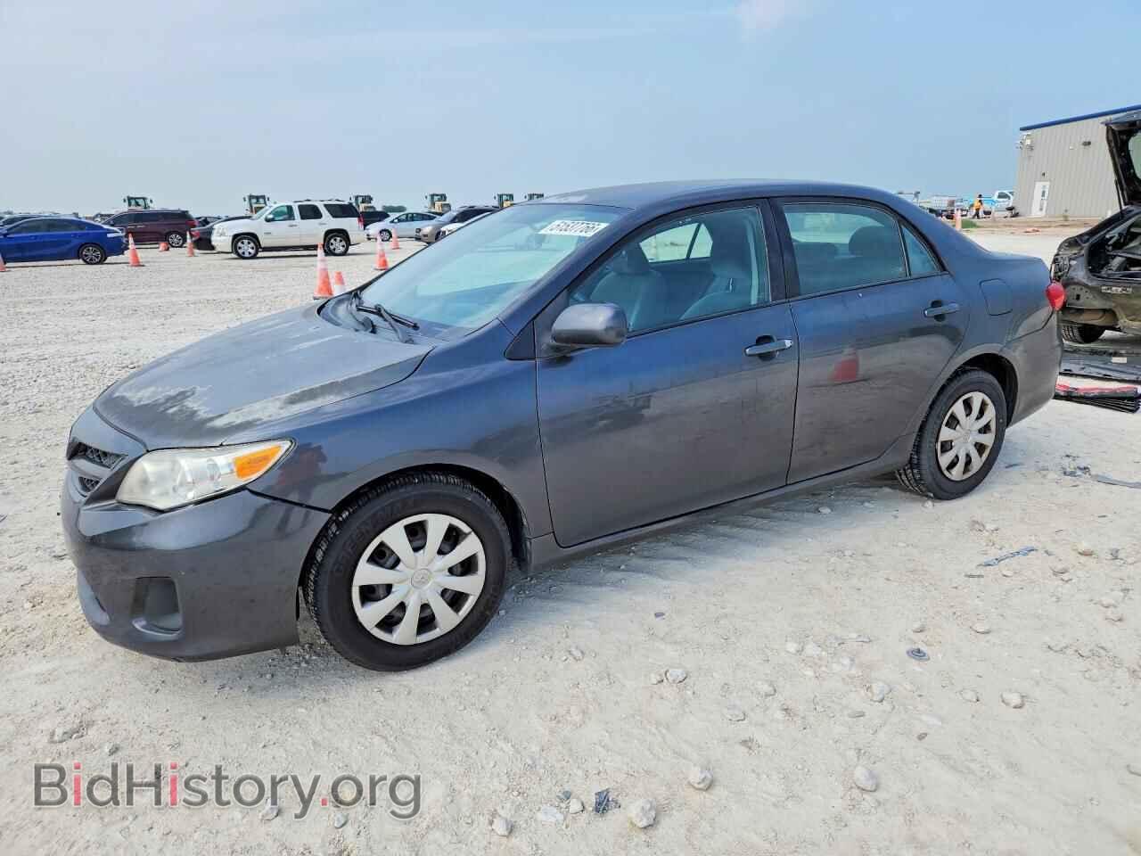 Photo 2T1BU4EE3BC673396 - TOYOTA COROLLA 2011
