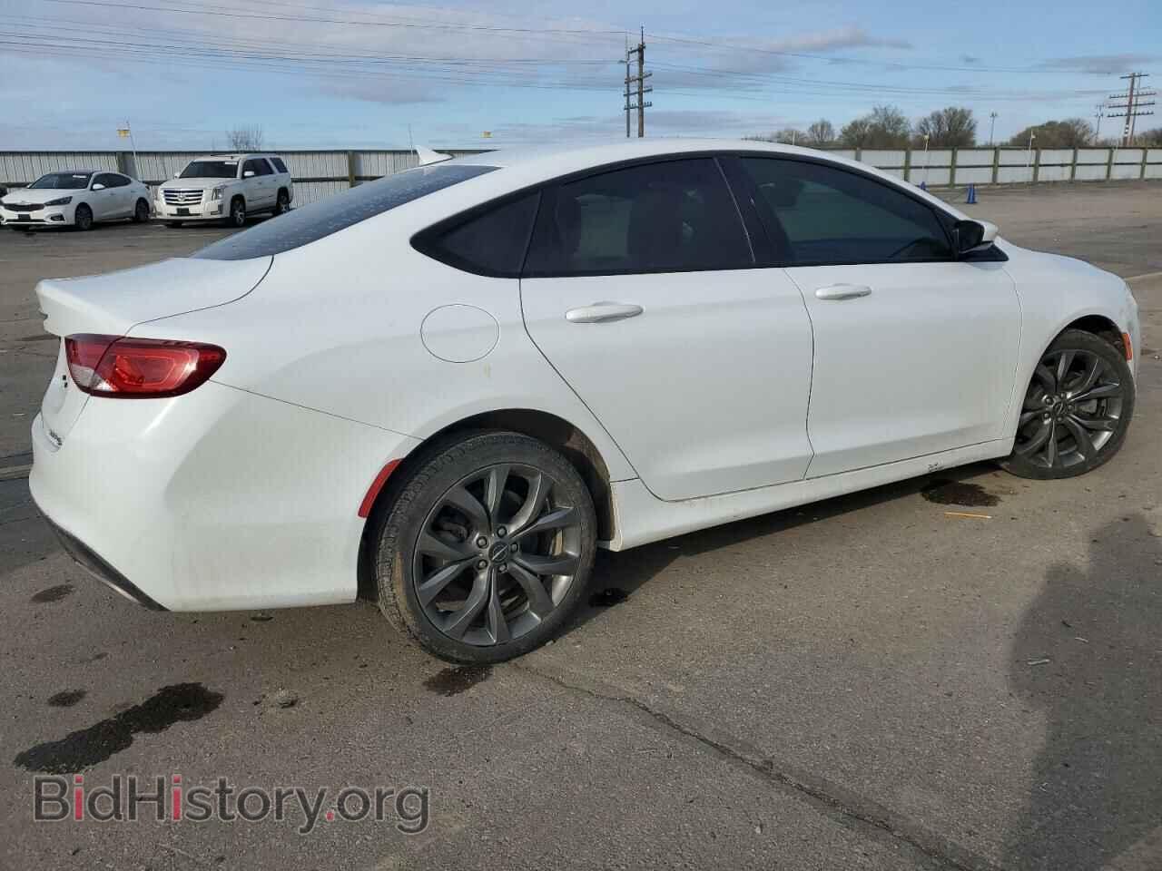 2016 CHRYSLER 200 - VIN: 1C3CCCBB9GN107621 - Фото 3