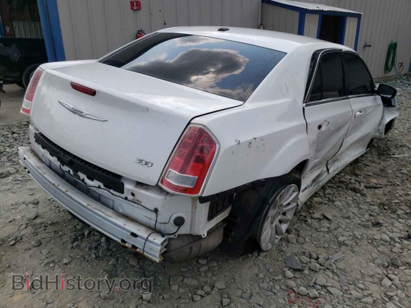 2012 Chrysler 300 (VIN 2C3CCAAG6CH213741) — фото 4 из 10