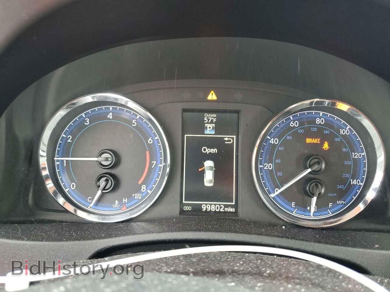 2017 TOYOTA COROLLA - VIN: 2T1BURHE8HC757635 - Фото 9