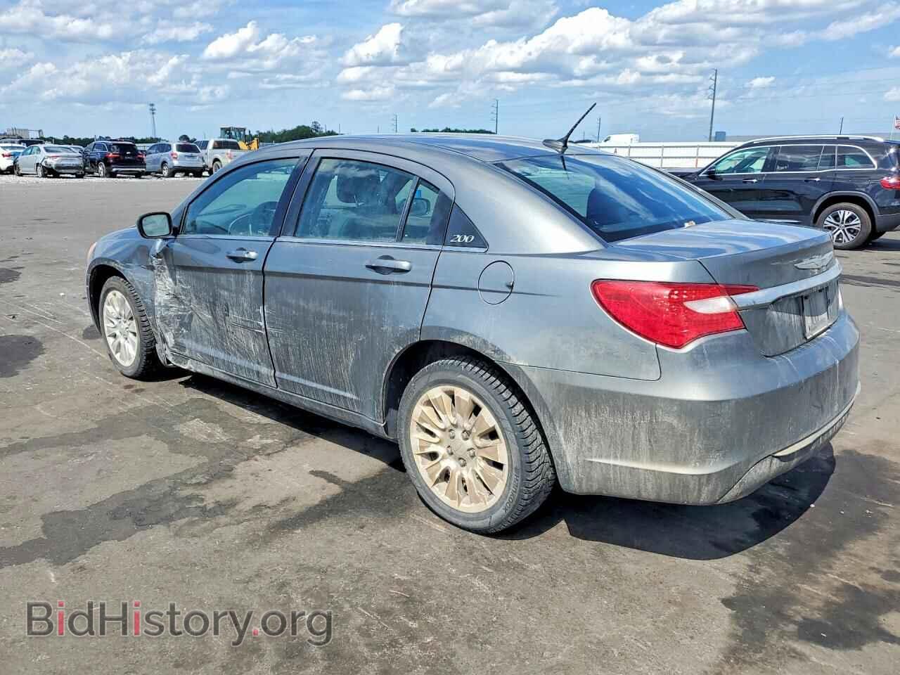 2012 CHRYSLER 200 - VIN: 1C3CCBAB5CN135258 - Фото 2