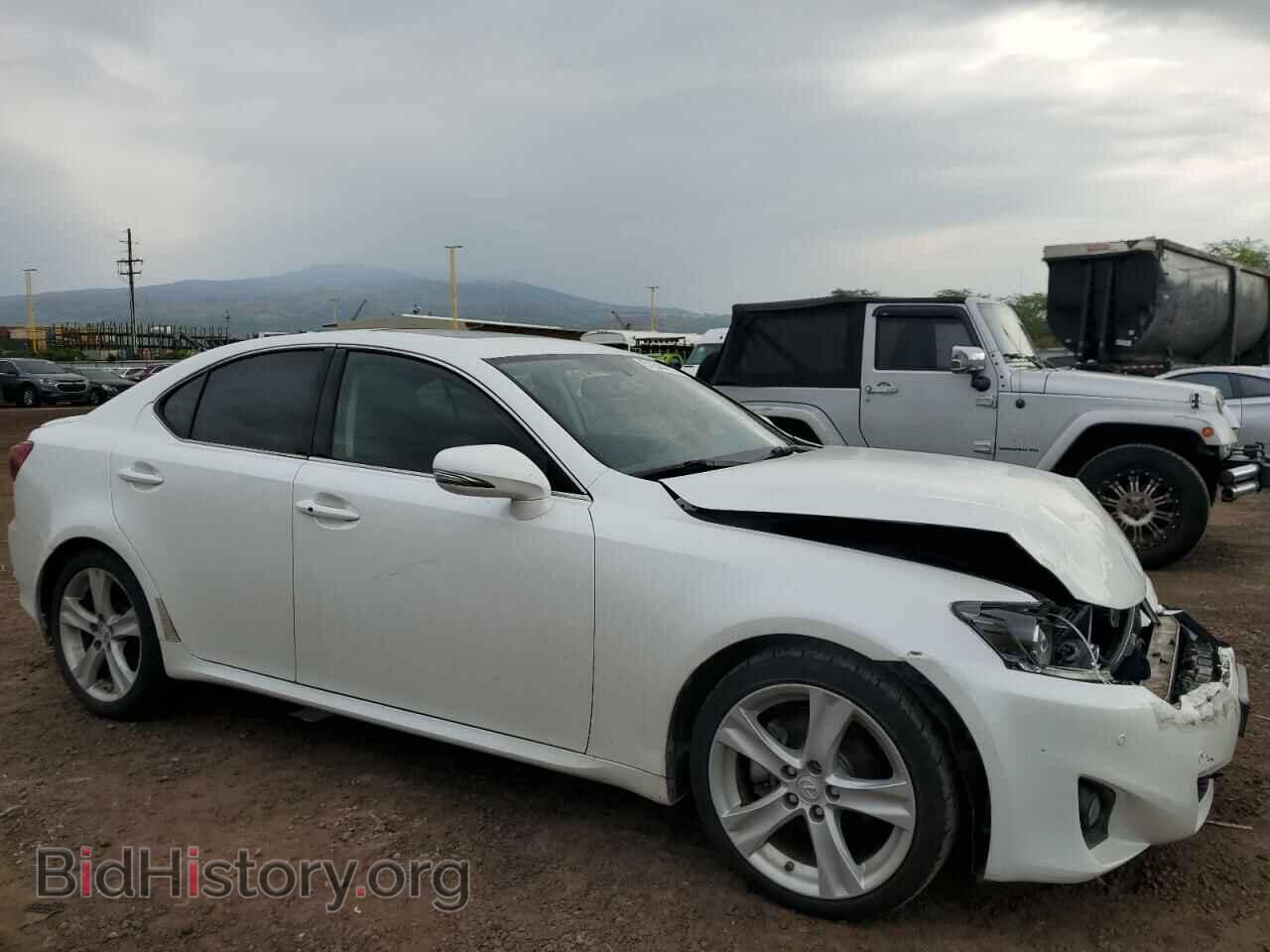 2011 LEXUS IS - VIN: JTHBF5C21B5133811 - Фото 4