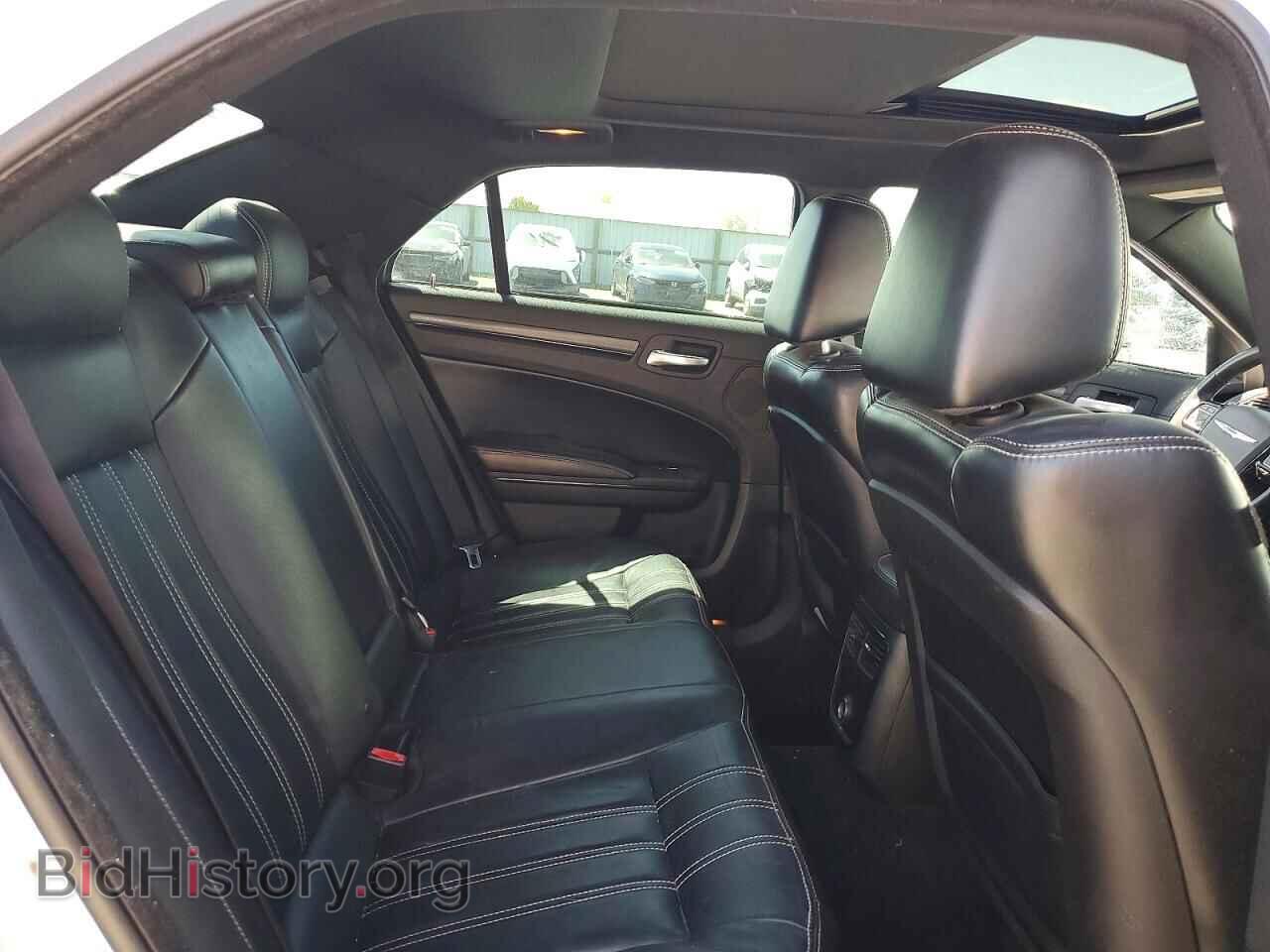 2014 CHRYSLER 300 - VIN: 2C3CCAGGXEH160570 - Фото 10