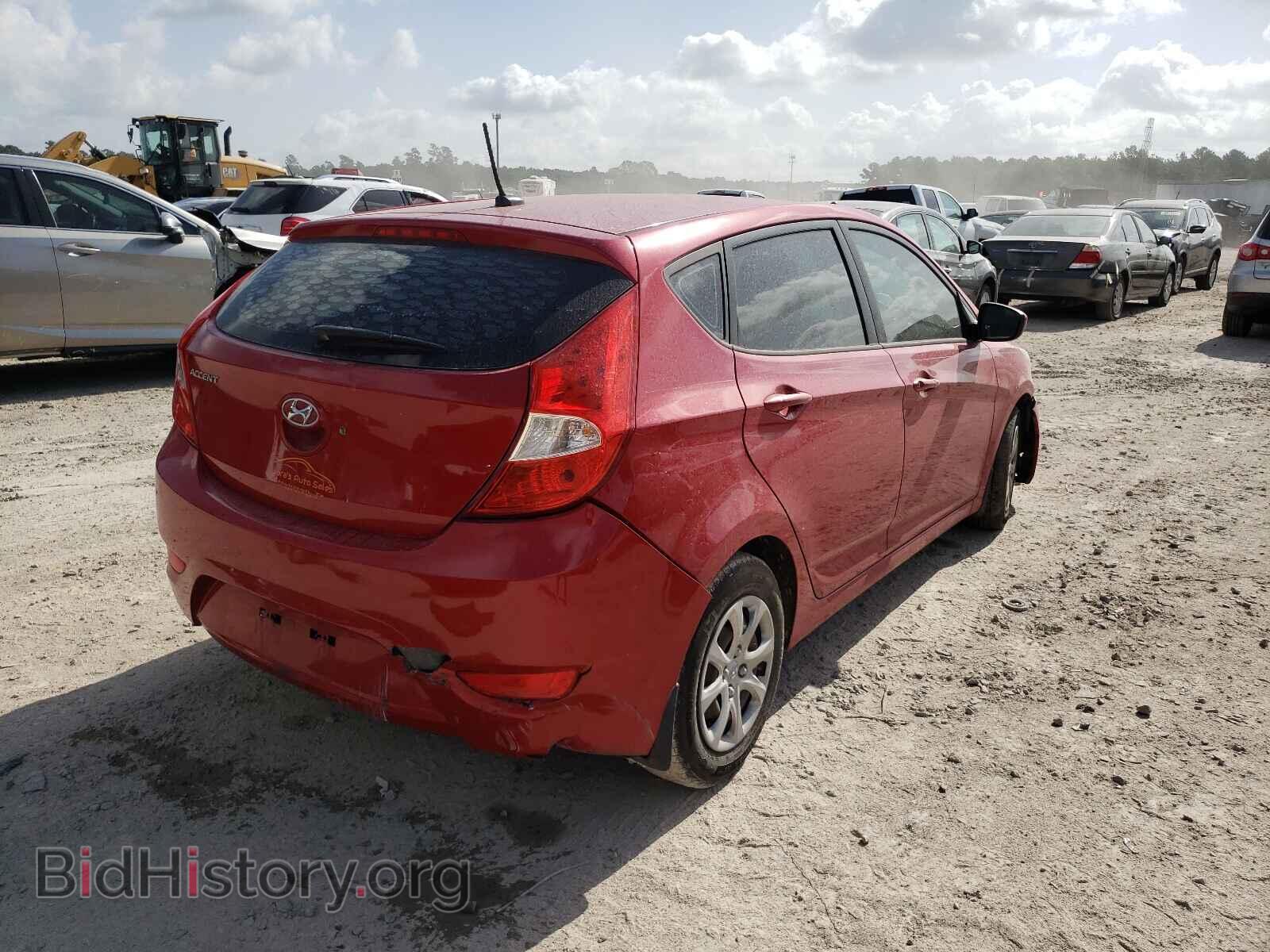 2013 HYUNDAI ACCENT - VIN: KMHCT5AE6DU066610 - Фото 4