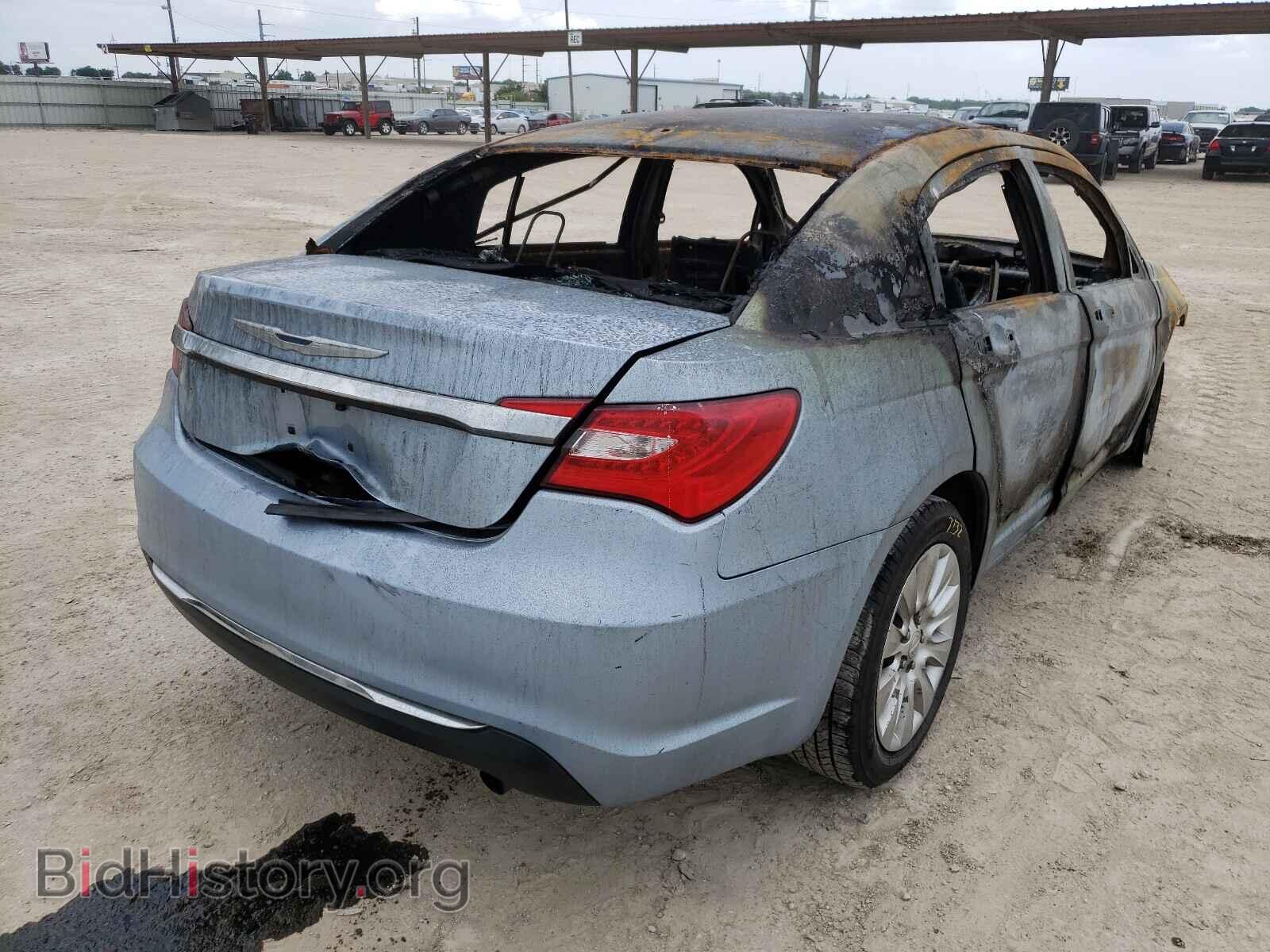 2013 CHRYSLER 200 - VIN: 1C3CCBAB4DN635431 - Фото 4