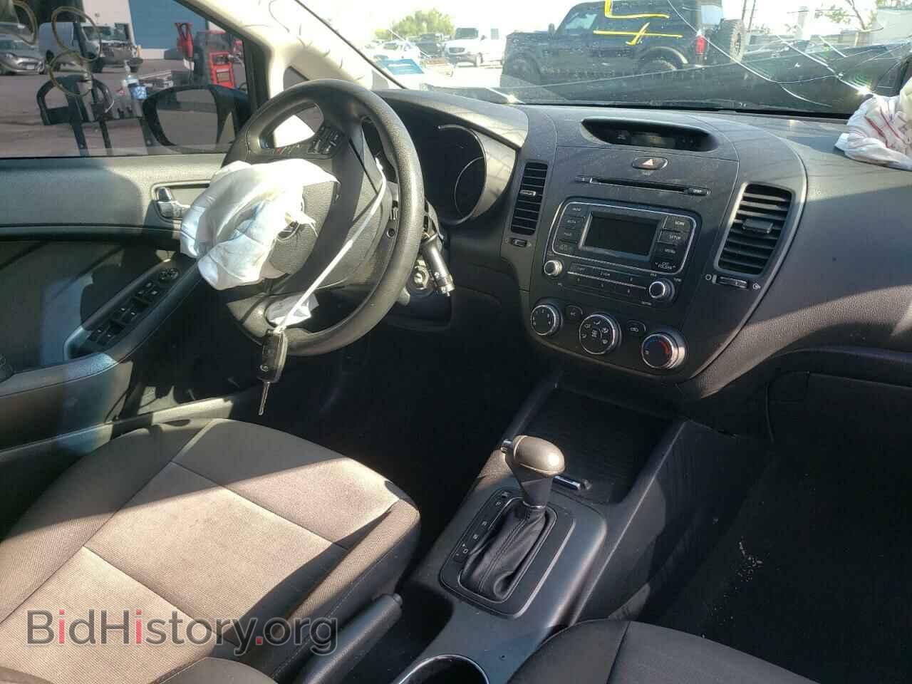 2016 KIA FORTE - VIN: KNAFK5A85G5648949 - Фото 9