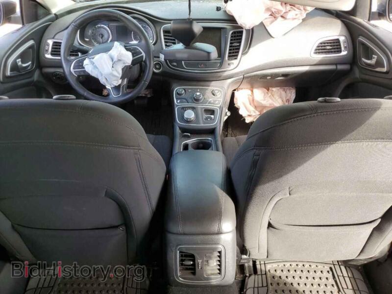 2016 Chrysler 200 (VIN 1C3CCCAB2GN121538) — фото 8 из 12
