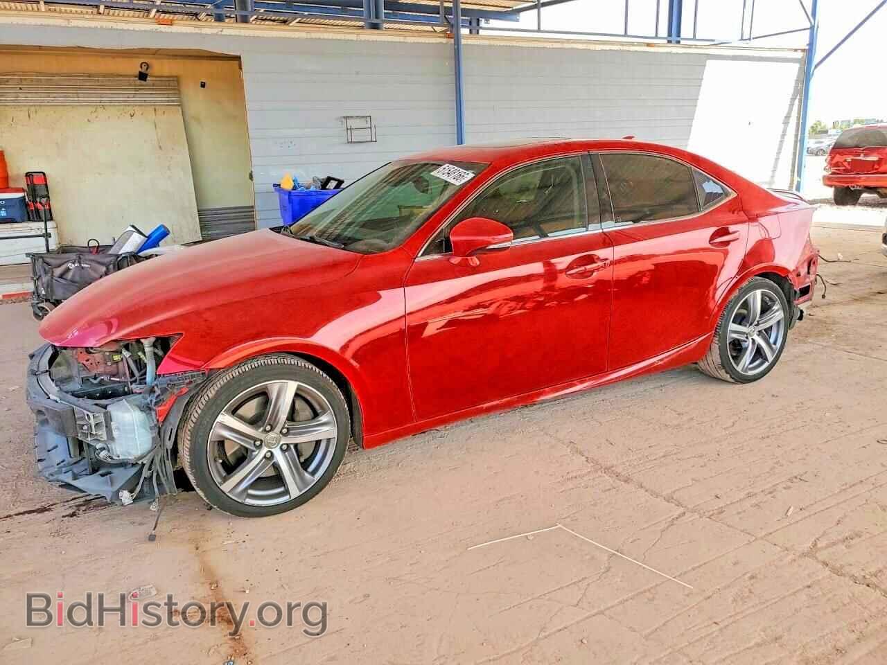 Фотография JTHBA1D23H5048631 - LEXUS IS 2017